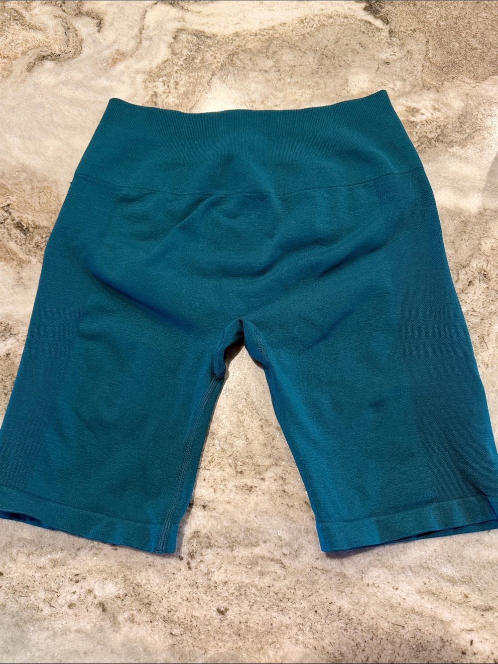 Women’s High-Waist Performance Scrunch Booty Bike Shorts - Teal